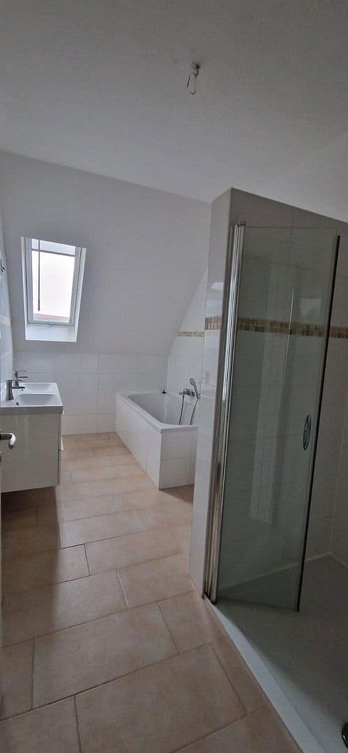 Prenájom bytu 3-izbový 105 m², Stresemannstrasse 17, Quedlinburg, Sasko-Anhaltsko Prenájom bytu 3-izbový 105 m², Stresemannstrasse 17, Quedlinburg, Sasko-Anhaltsko