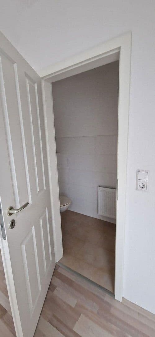 Prenájom bytu 3-izbový 105 m², Stresemannstrasse 17, Quedlinburg, Sasko-Anhaltsko Prenájom bytu 3-izbový 105 m², Stresemannstrasse 17, Quedlinburg, Sasko-Anhaltsko