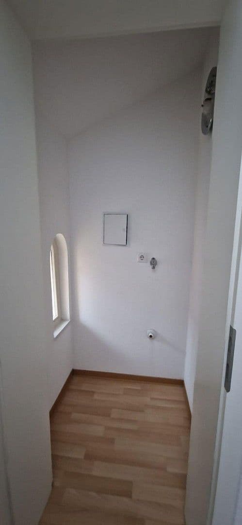 Prenájom bytu 3-izbový 105 m², Stresemannstrasse 17, Quedlinburg, Sasko-Anhaltsko Prenájom bytu 3-izbový 105 m², Stresemannstrasse 17, Quedlinburg, Sasko-Anhaltsko