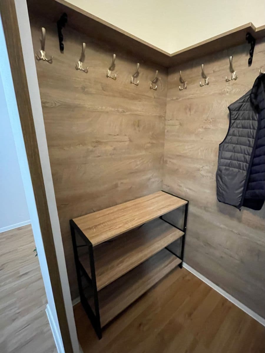 Prenájom bytu 2-izbový 62 m², Kostnická, Chomutov, Ústecký kraj Prenájom bytu 2-izbový 62 m², Kostnická, Chomutov, Ústecký kraj