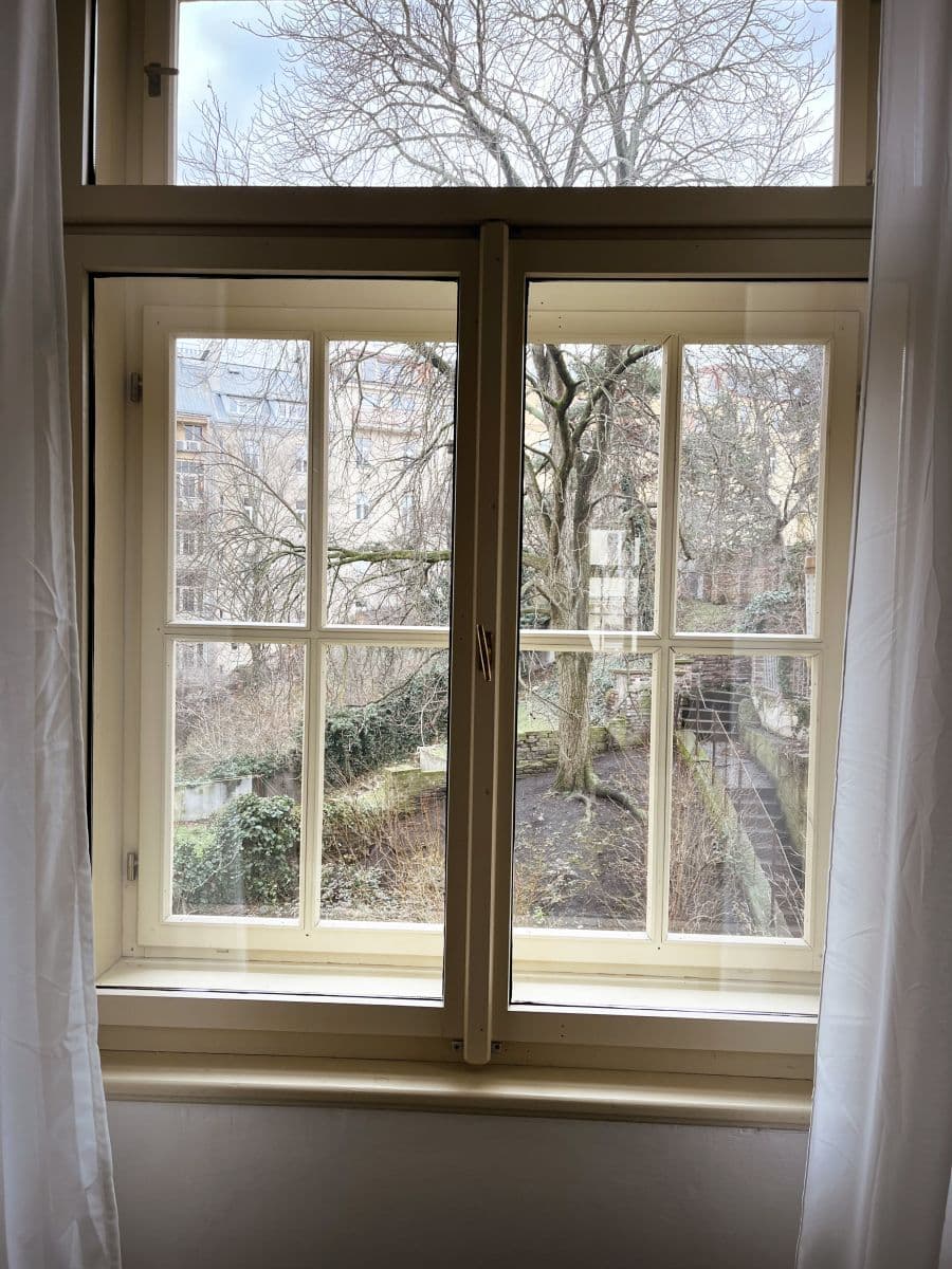 Prenájom bytu 70 m², Chvalova, Praha, Praha Prenájom bytu 70 m², Chvalova, Praha, Praha