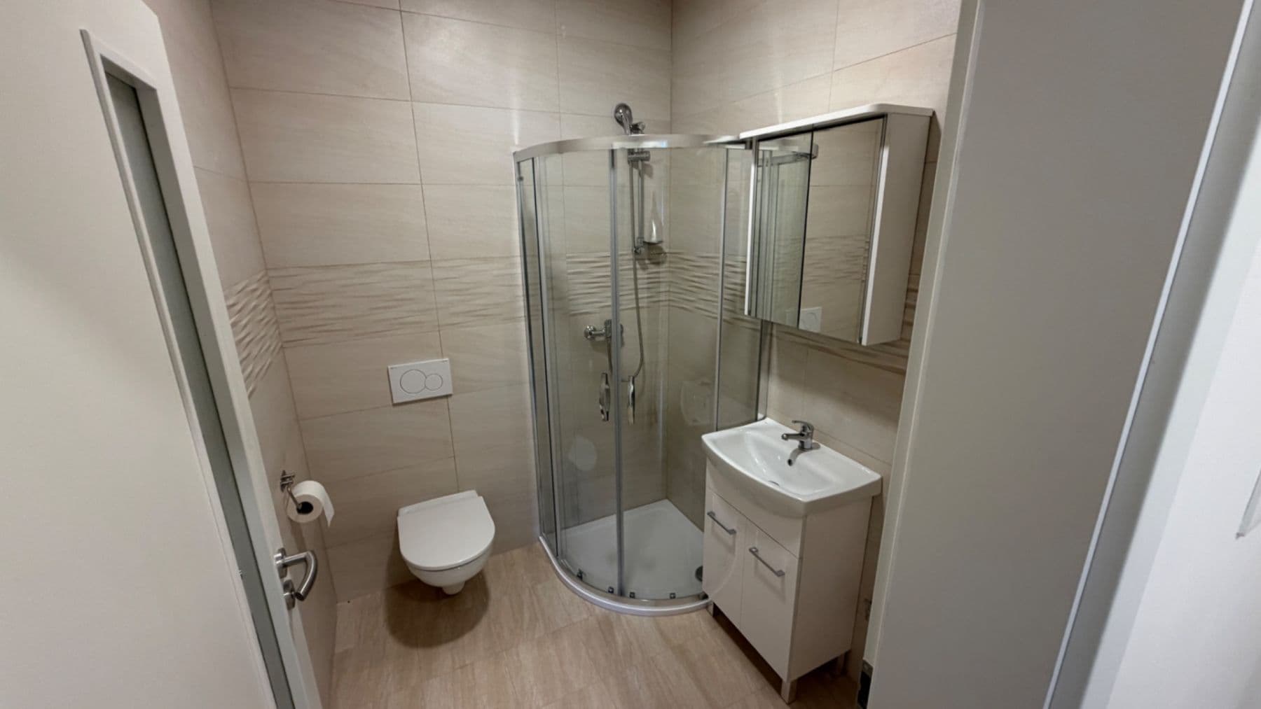 Prenájom bytu 2-izbový 37 m², Na Potoce, Divišov, Středočeský kraj Prenájom bytu 2-izbový 37 m², Na Potoce, Divišov, Středočeský kraj