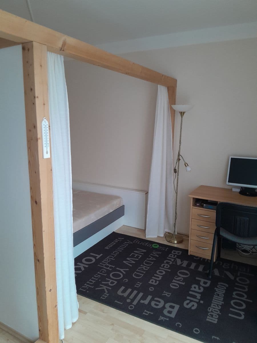 Prenájom bytu 1-izbový 49 m², U Zátiší, Praha, Praha Prenájom bytu 1-izbový 49 m², U Zátiší, Praha, Praha