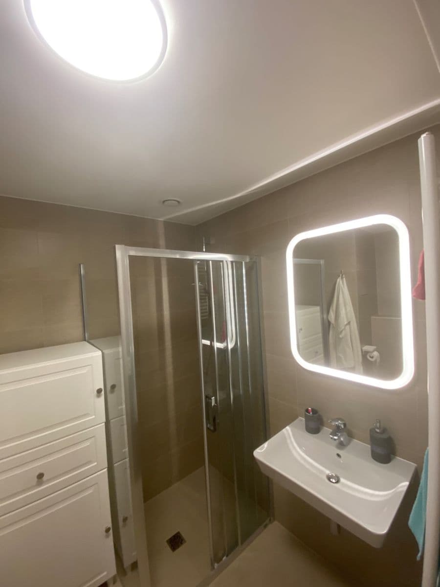 Prenájom bytu 1-izbový 32 m², Sobí, Praha, Praha Prenájom bytu 1-izbový 32 m², Sobí, Praha, Praha