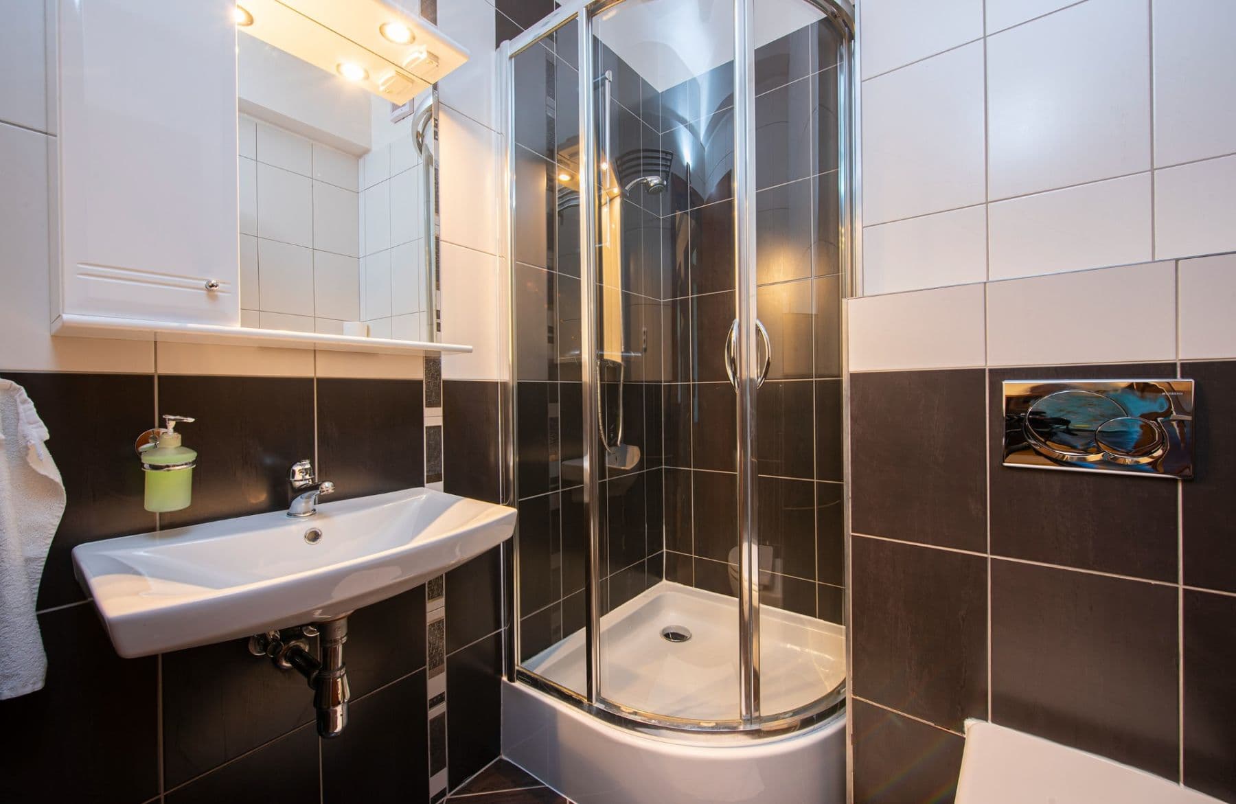 Prenájom bytu 2-izbový 50 m², Tatranská, Veľká Lomnica, Prešovský kraj Prenájom bytu 2-izbový 50 m², Tatranská, Veľká Lomnica, Prešovský kraj