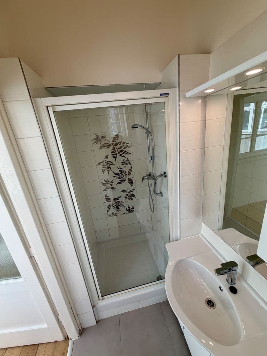 Prenájom bytu 3-izbový 80 m², Dukelských hrdinů, Praha, Praha Prenájom bytu 3-izbový 80 m², Dukelských hrdinů, Praha, Praha