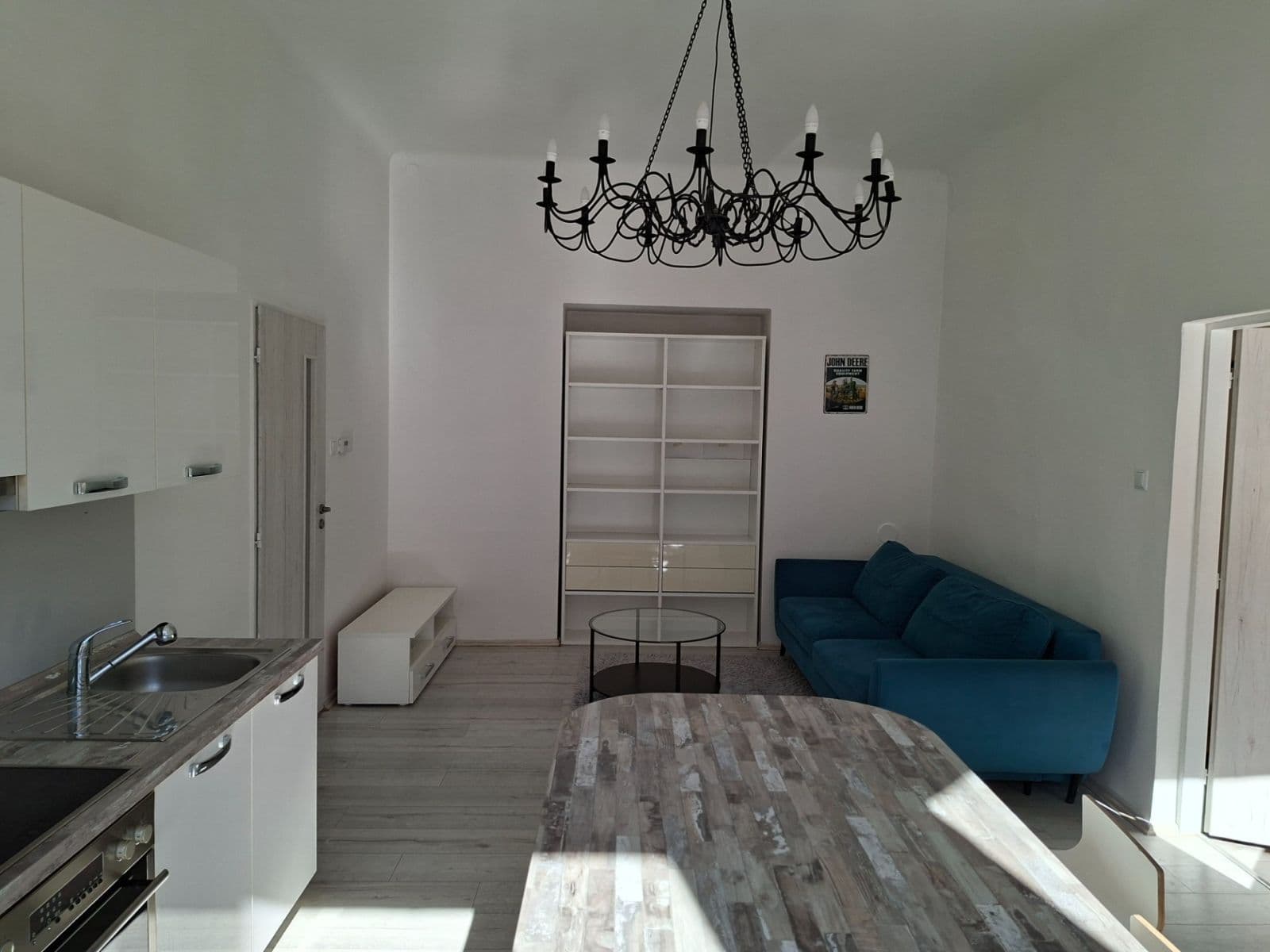 Predaj bytu 3-izbový 65 m², Pernerova, Praha, Praha Predaj bytu 3-izbový 65 m², Pernerova, Praha, Praha