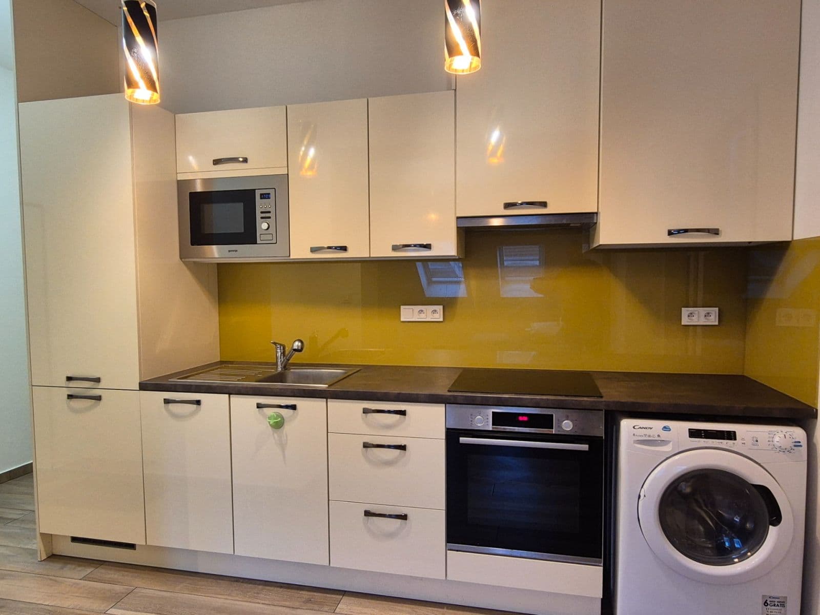 Prenájom bytu 3-izbový 62 m², Horní, Praha, Praha Prenájom bytu 3-izbový 62 m², Horní, Praha, Praha