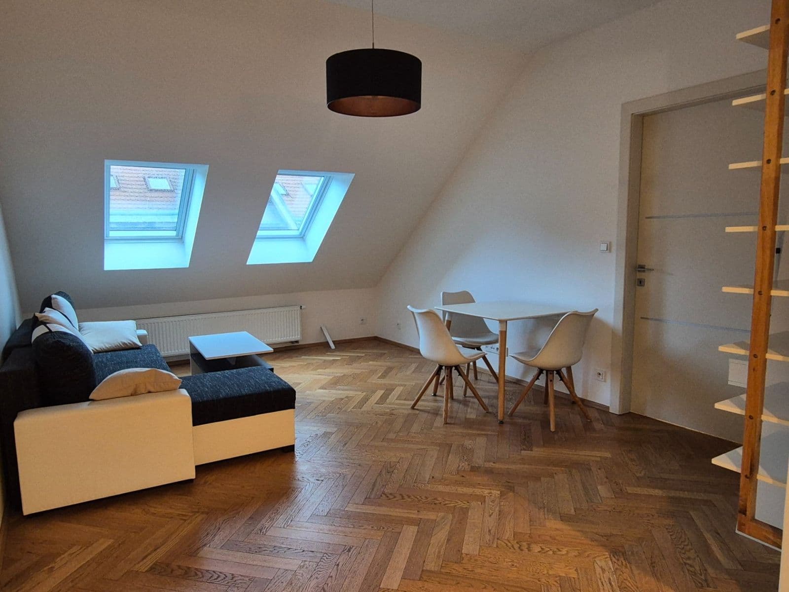 Prenájom bytu 3-izbový 62 m², Horní, Praha, Praha Prenájom bytu 3-izbový 62 m², Horní, Praha, Praha