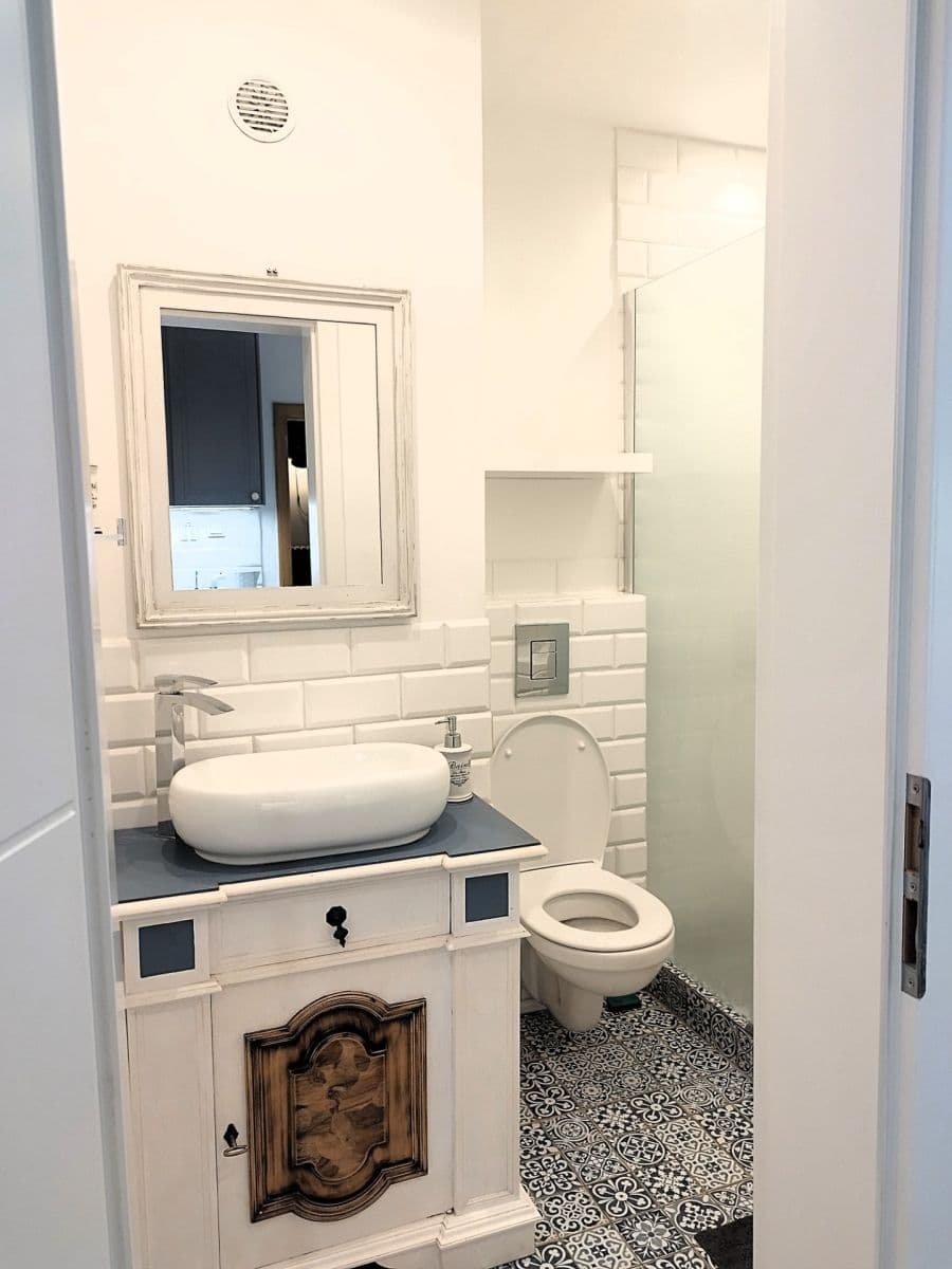 Prenájom bytu 1-izbový 26 m², Martinengova, Bratislava - mestská časť Staré Mesto, Bratislavský kraj Prenájom bytu 1-izbový 26 m², Martinengova, Bratislava - mestská časť Staré Mesto, Bratislavský kraj