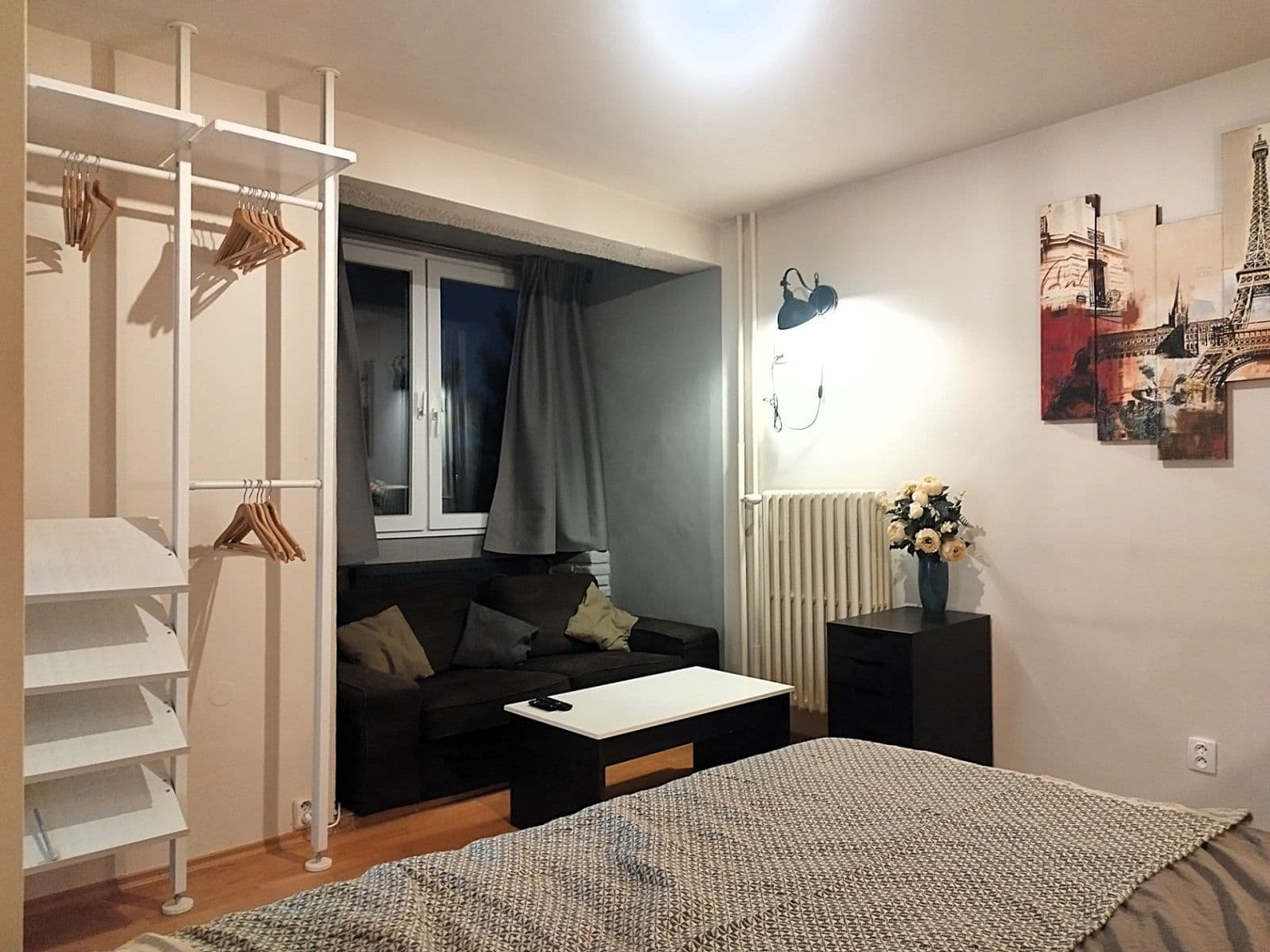 Prenájom bytu 1-izbový 26 m², Martinengova, Bratislava - mestská časť Staré Mesto, Bratislavský kraj Prenájom bytu 1-izbový 26 m², Martinengova, Bratislava - mestská časť Staré Mesto, Bratislavský kraj