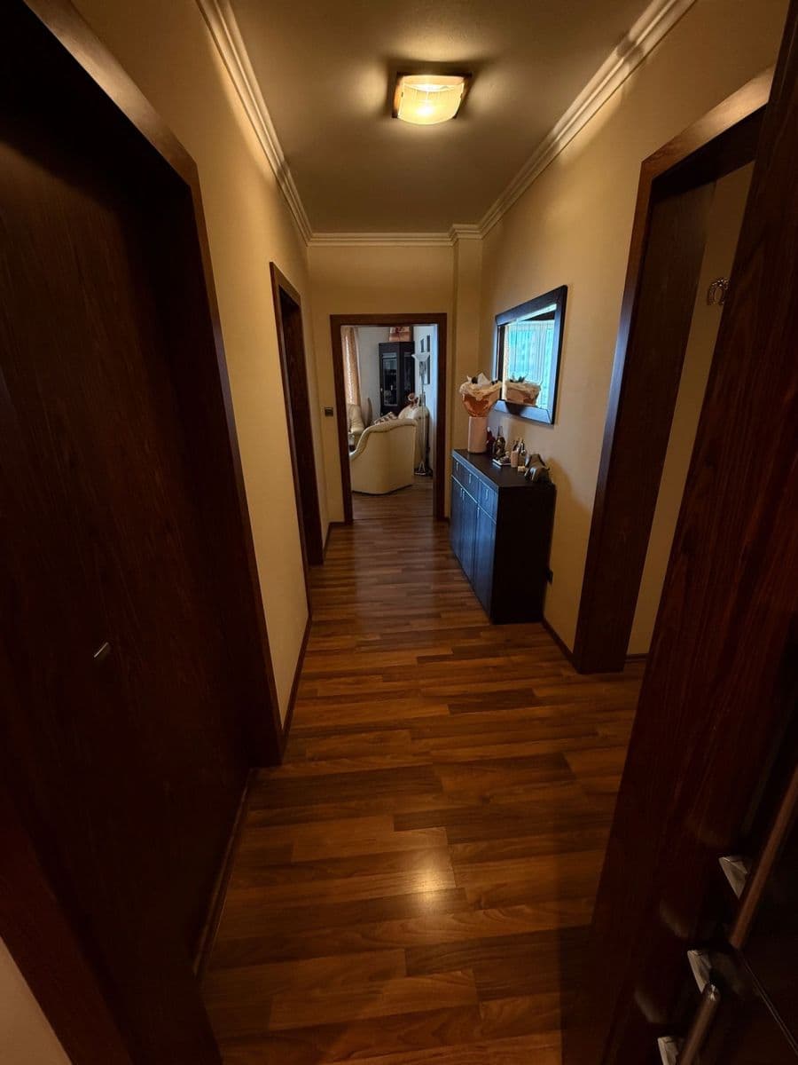 Predaj bytu 3-izbový 81 m², Volutová, Praha, Praha Predaj bytu 3-izbový 81 m², Volutová, Praha, Praha