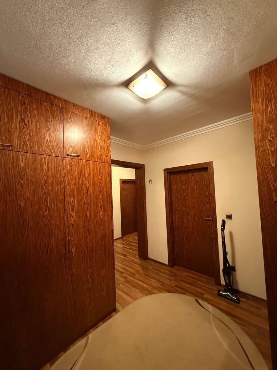 Predaj bytu 3-izbový 81 m², Volutová, Praha, Praha Predaj bytu 3-izbový 81 m², Volutová, Praha, Praha