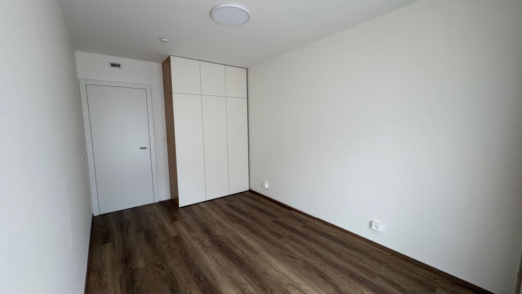 Prenájom bytu 2-izbový 55 m², Bystrcká, Brno, Jihomoravský kraj Prenájom bytu 2-izbový 55 m², Bystrcká, Brno, Jihomoravský kraj