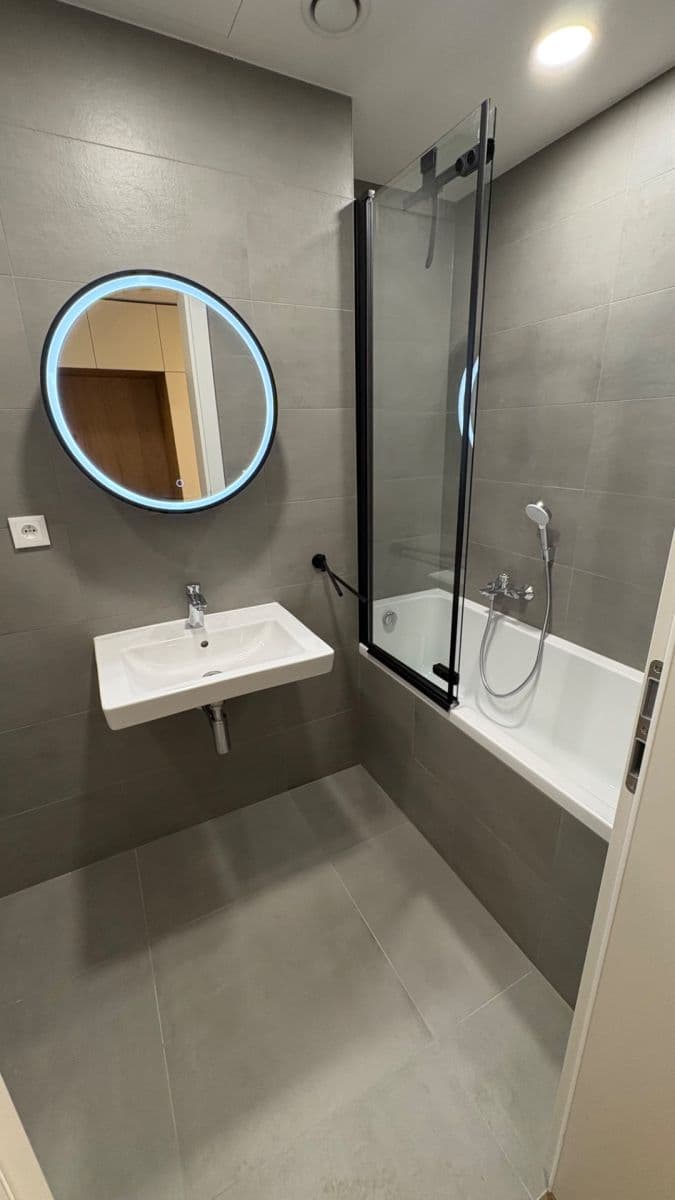 Prenájom bytu 2-izbový 55 m², Bystrcká, Brno, Jihomoravský kraj Prenájom bytu 2-izbový 55 m², Bystrcká, Brno, Jihomoravský kraj