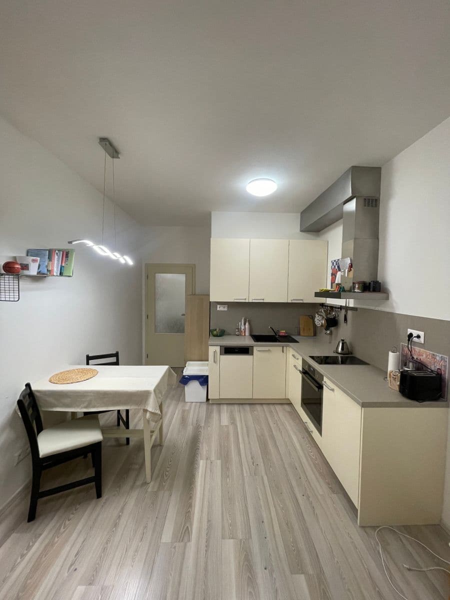 Predaj bytu 1-izbový 31 m², Kamínky, Brno, Jihomoravský kraj Predaj bytu 1-izbový 31 m², Kamínky, Brno, Jihomoravský kraj