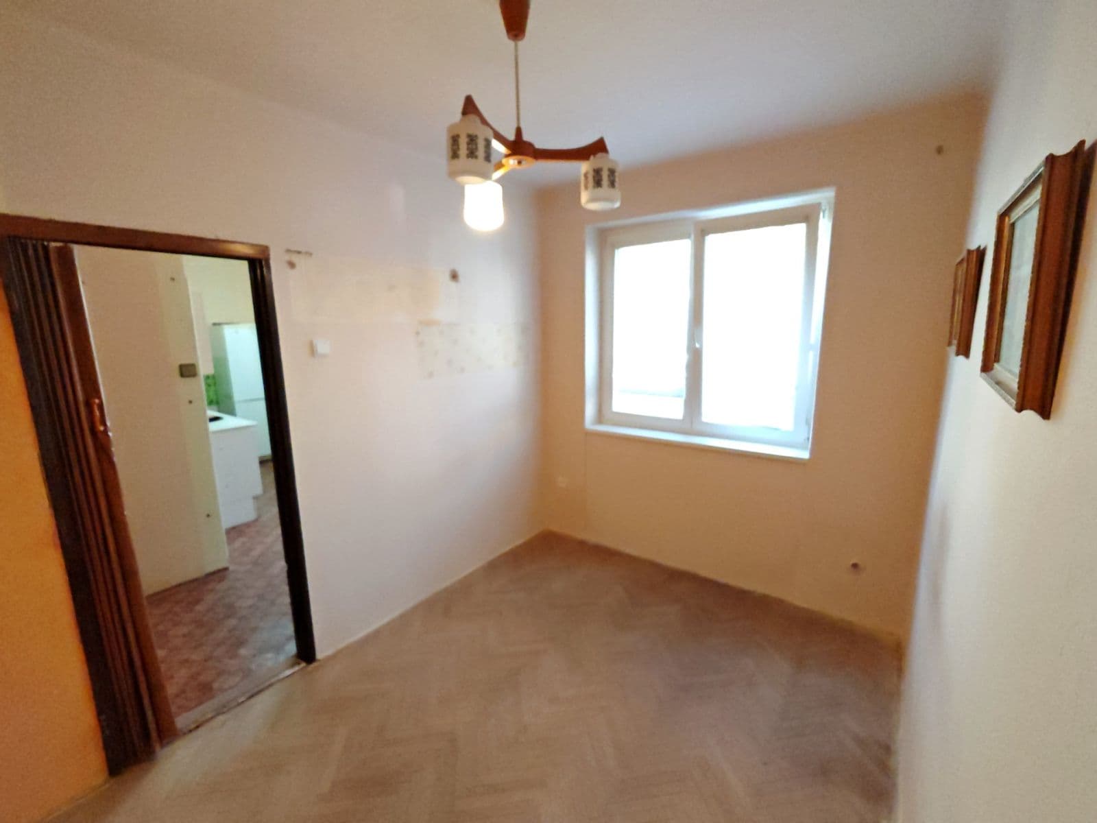 Predaj bytu 3-izbový 63 m², Nedomická, Všetaty, Středočeský kraj Predaj bytu 3-izbový 63 m², Nedomická, Všetaty, Středočeský kraj