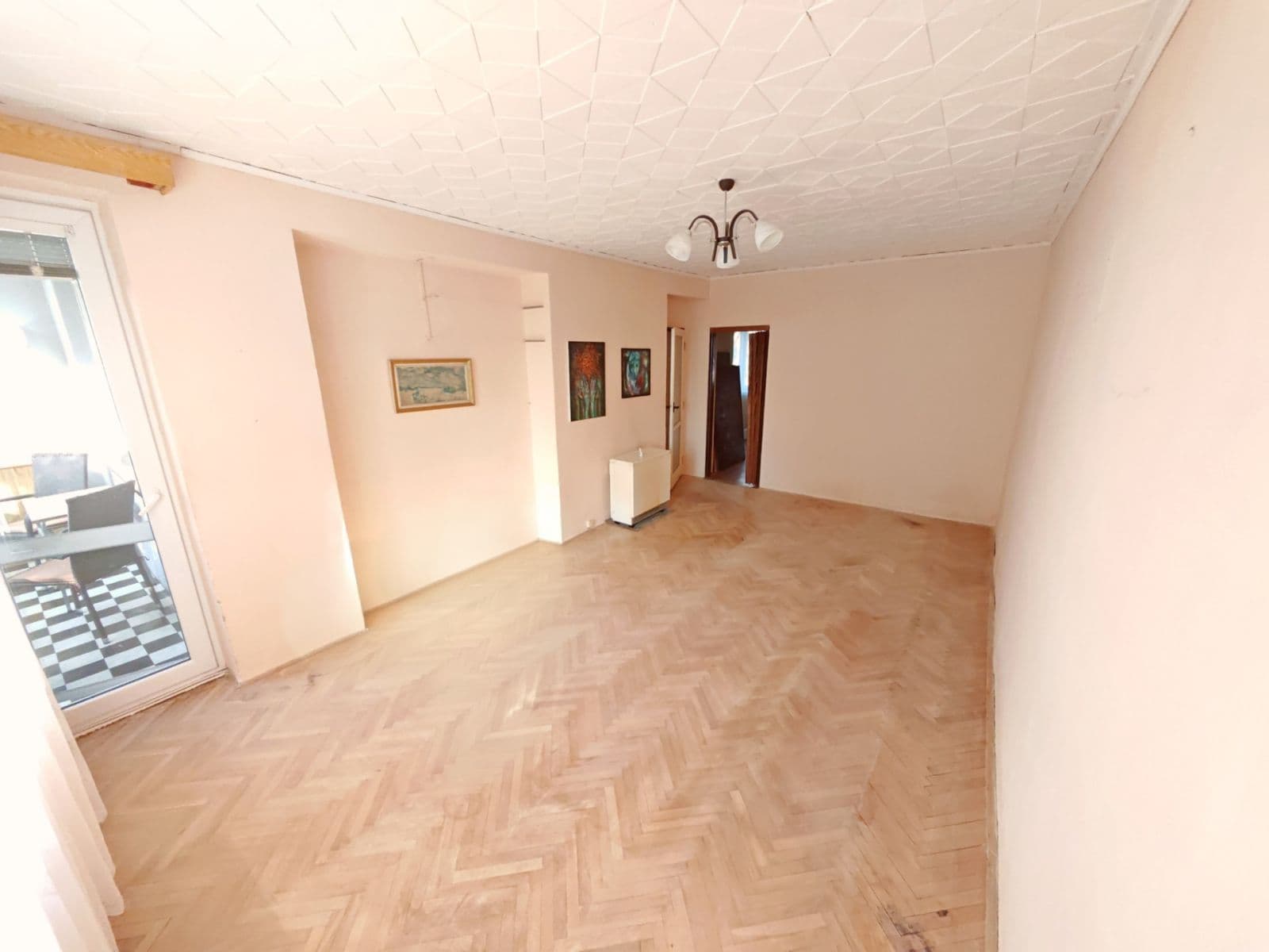 Predaj bytu 3-izbový 63 m², Nedomická, Všetaty, Středočeský kraj Predaj bytu 3-izbový 63 m², Nedomická, Všetaty, Středočeský kraj