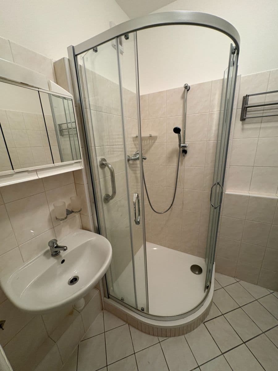 Predaj bytu 2-izbový 70 m², Franze Kafky, Mariánské Lázně, Karlovarský kraj Predaj bytu 2-izbový 70 m², Franze Kafky, Mariánské Lázně, Karlovarský kraj