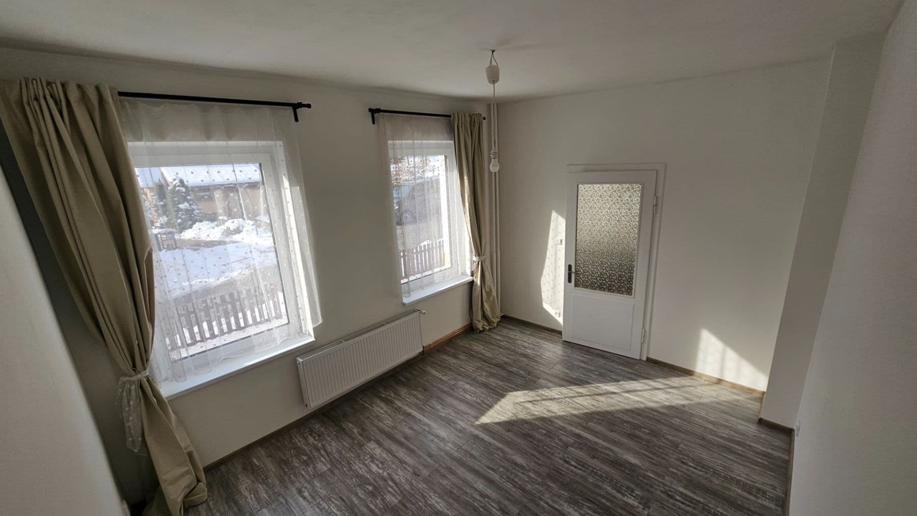 Prenájom bytu 3-izbový 65 m², Nádražní, Dolní Poustevna, Ústecký kraj Prenájom bytu 3-izbový 65 m², Nádražní, Dolní Poustevna, Ústecký kraj