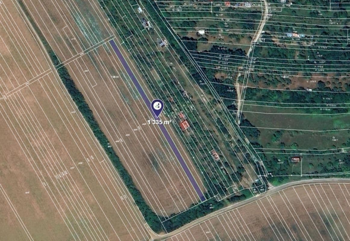 Predaj pozemku 1.335 m², Uherský Brod, Zlínský kraj Predaj pozemku 1.335 m², Uherský Brod, Zlínský kraj