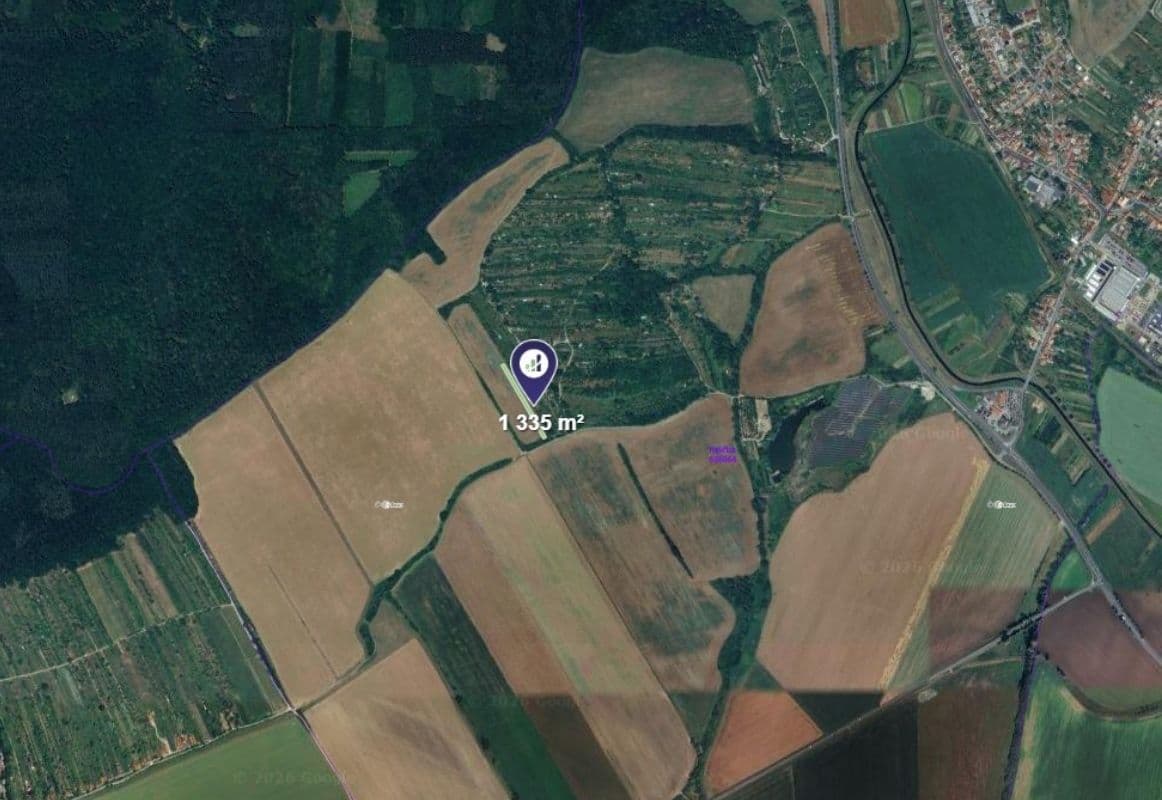 Predaj pozemku 1.335 m², Uherský Brod, Zlínský kraj Predaj pozemku 1.335 m², Uherský Brod, Zlínský kraj
