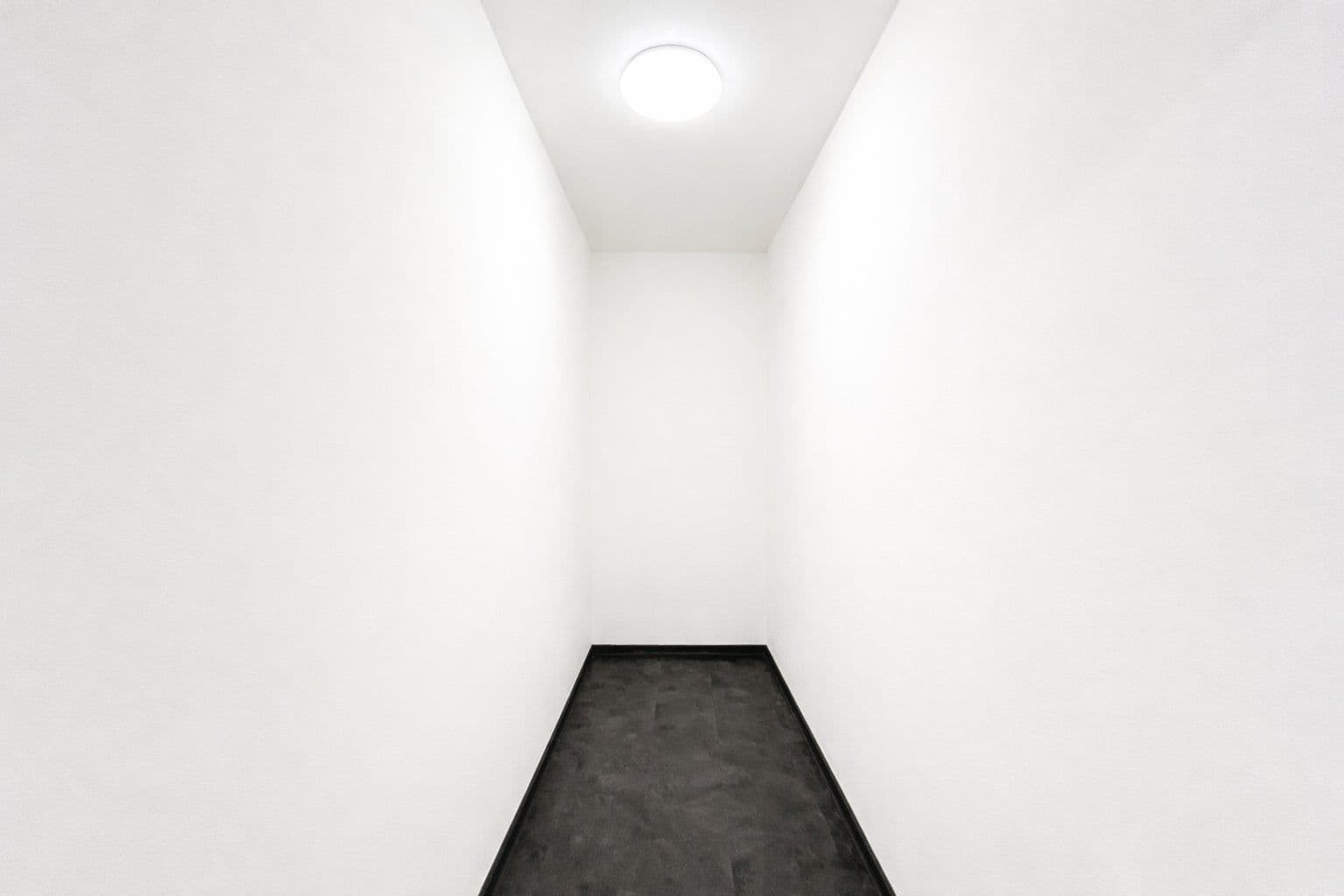 Prenájom bytu 4-izbový 90 m², Tererova, Praha, Praha Prenájom bytu 4-izbový 90 m², Tererova, Praha, Praha