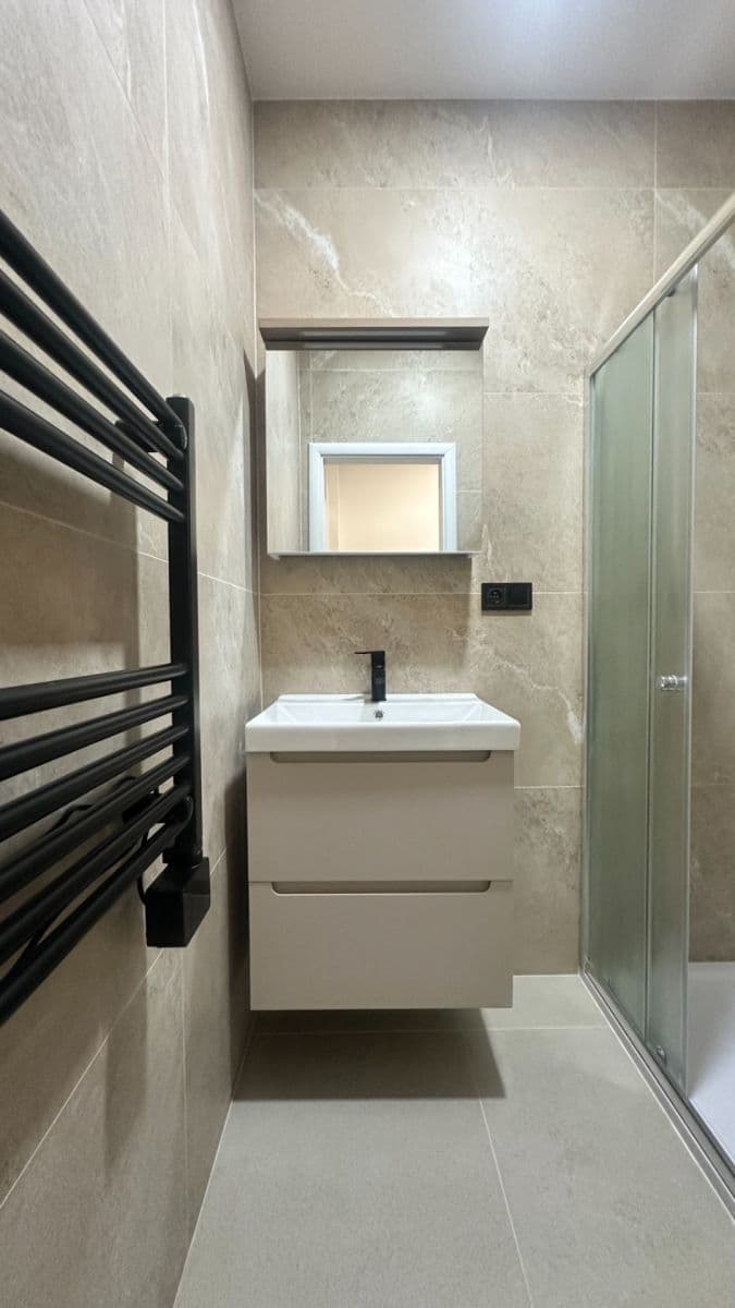 Predaj bytu 1-izbový 29 m², Kolbenova, Praha, Praha Predaj bytu 1-izbový 29 m², Kolbenova, Praha, Praha