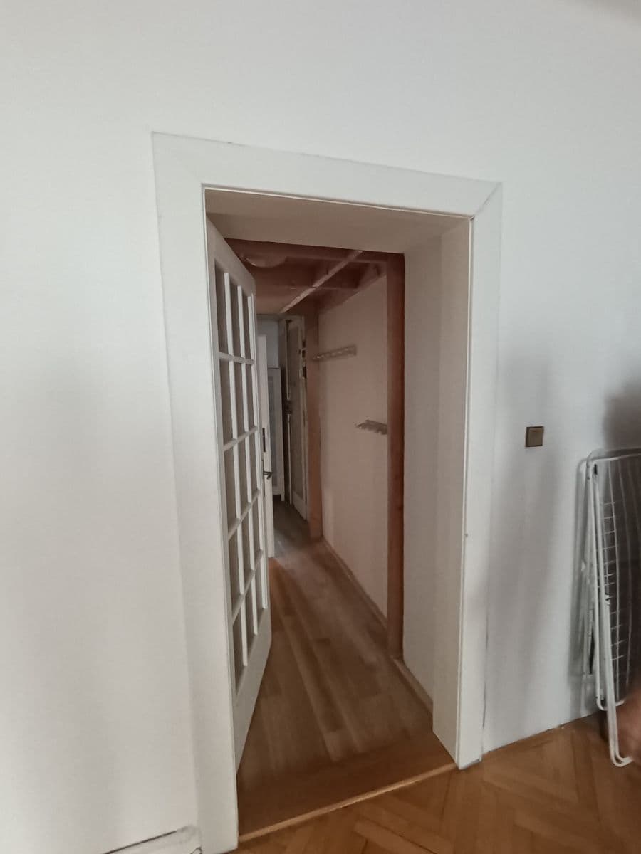 Prenájom bytu 1-izbový 56 m², Čajkovského, Praha, Praha Prenájom bytu 1-izbový 56 m², Čajkovského, Praha, Praha