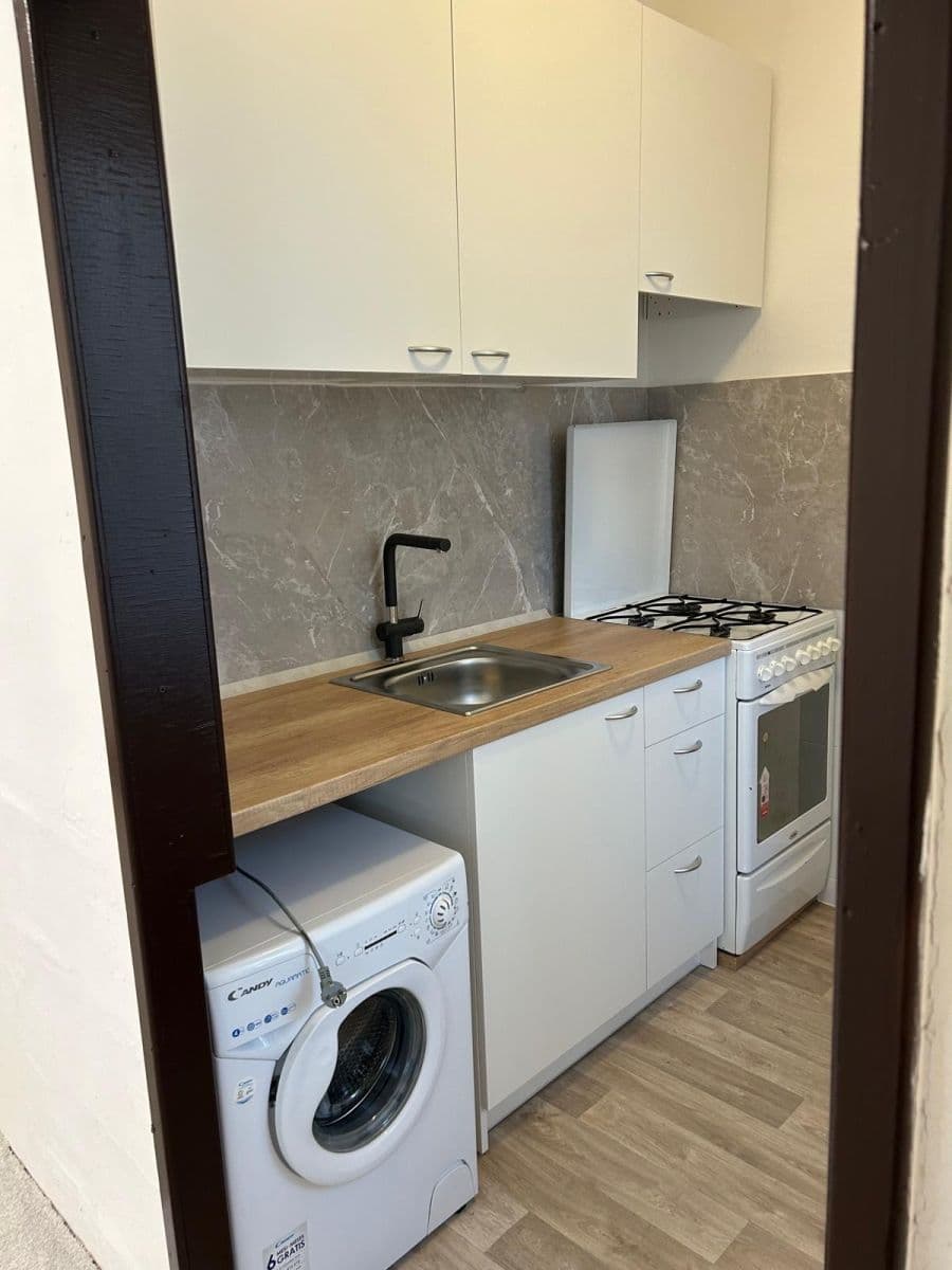 Predaj bytu 1-izbový 24 m², Gen. Sochora, Ostrava, Moravskoslezský kraj Predaj bytu 1-izbový 24 m², Gen. Sochora, Ostrava, Moravskoslezský kraj