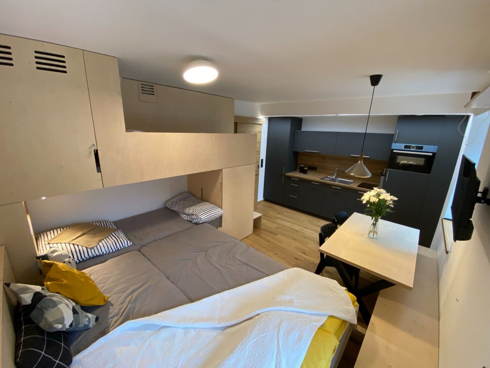 Prenájom bytu 1-izbový 25 m², Kvilda, Jihočeský kraj Prenájom bytu 1-izbový 25 m², Kvilda, Jihočeský kraj