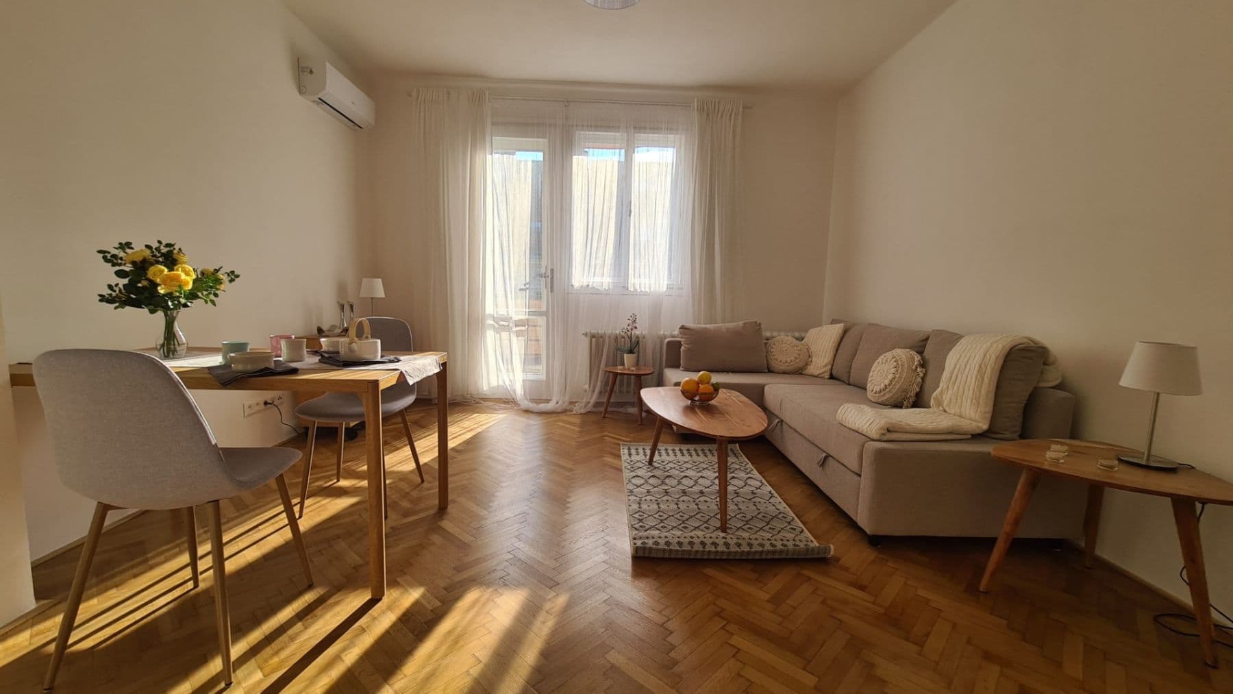 Prenájom bytu 2-izbový 45 m², Vrázova, Praha, Praha Prenájom bytu 2-izbový 45 m², Vrázova, Praha, Praha