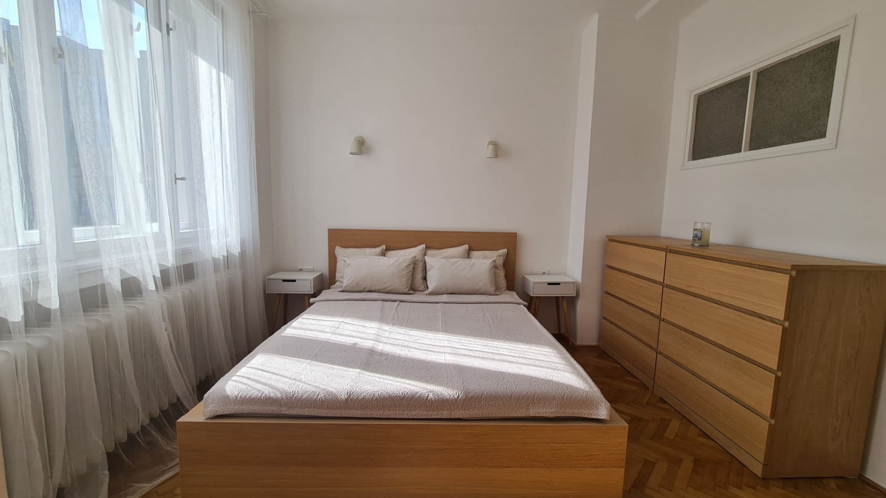 Prenájom bytu 2-izbový 45 m², Vrázova, Praha, Praha Prenájom bytu 2-izbový 45 m², Vrázova, Praha, Praha