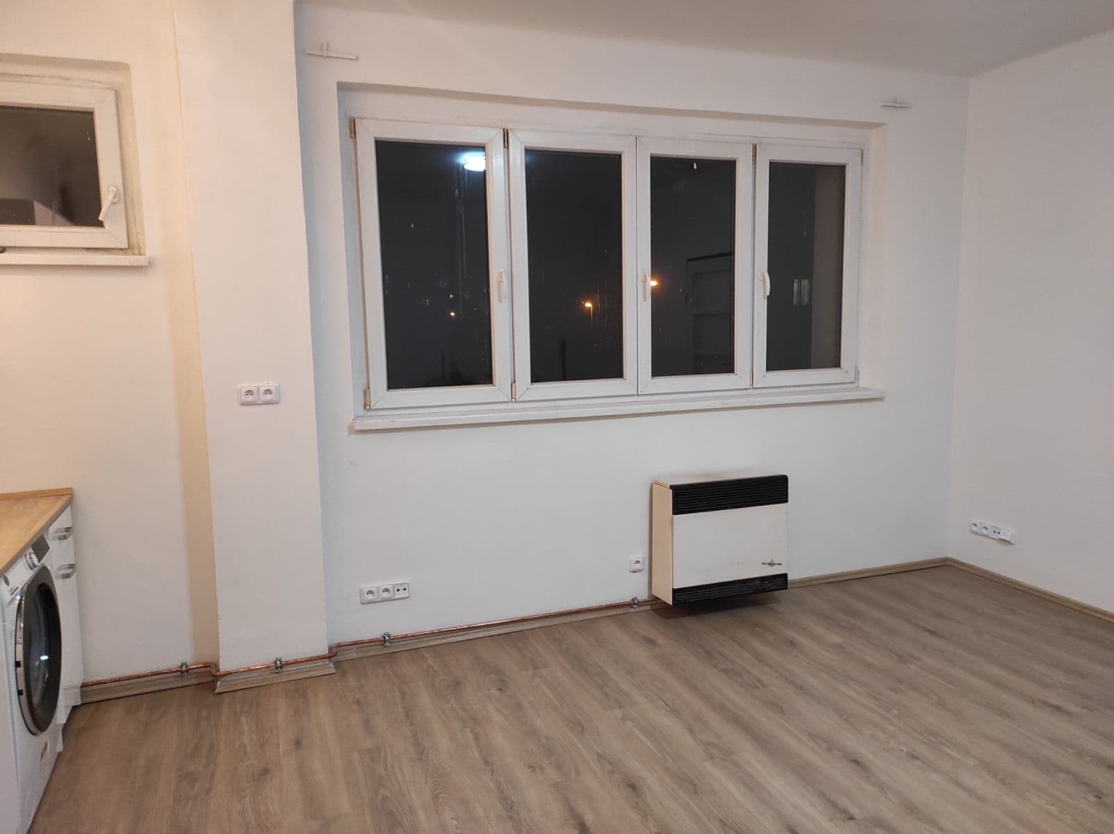 Prenájom bytu 2-izbový 41 m², Svojsíkova, Praha, Praha Prenájom bytu 2-izbový 41 m², Svojsíkova, Praha, Praha