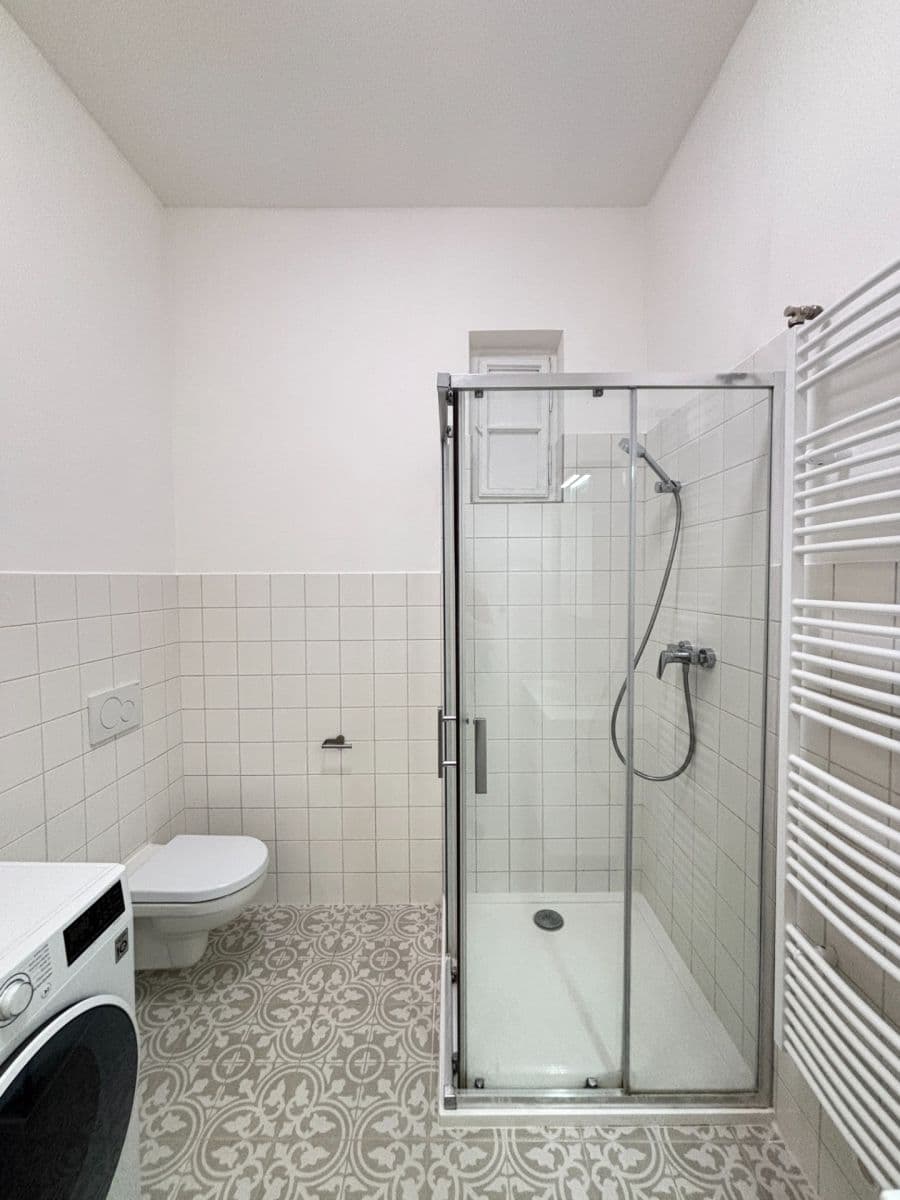 Prenájom bytu 2-izbový 68 m², Štefánikova, Brno, Jihomoravský kraj Prenájom bytu 2-izbový 68 m², Štefánikova, Brno, Jihomoravský kraj