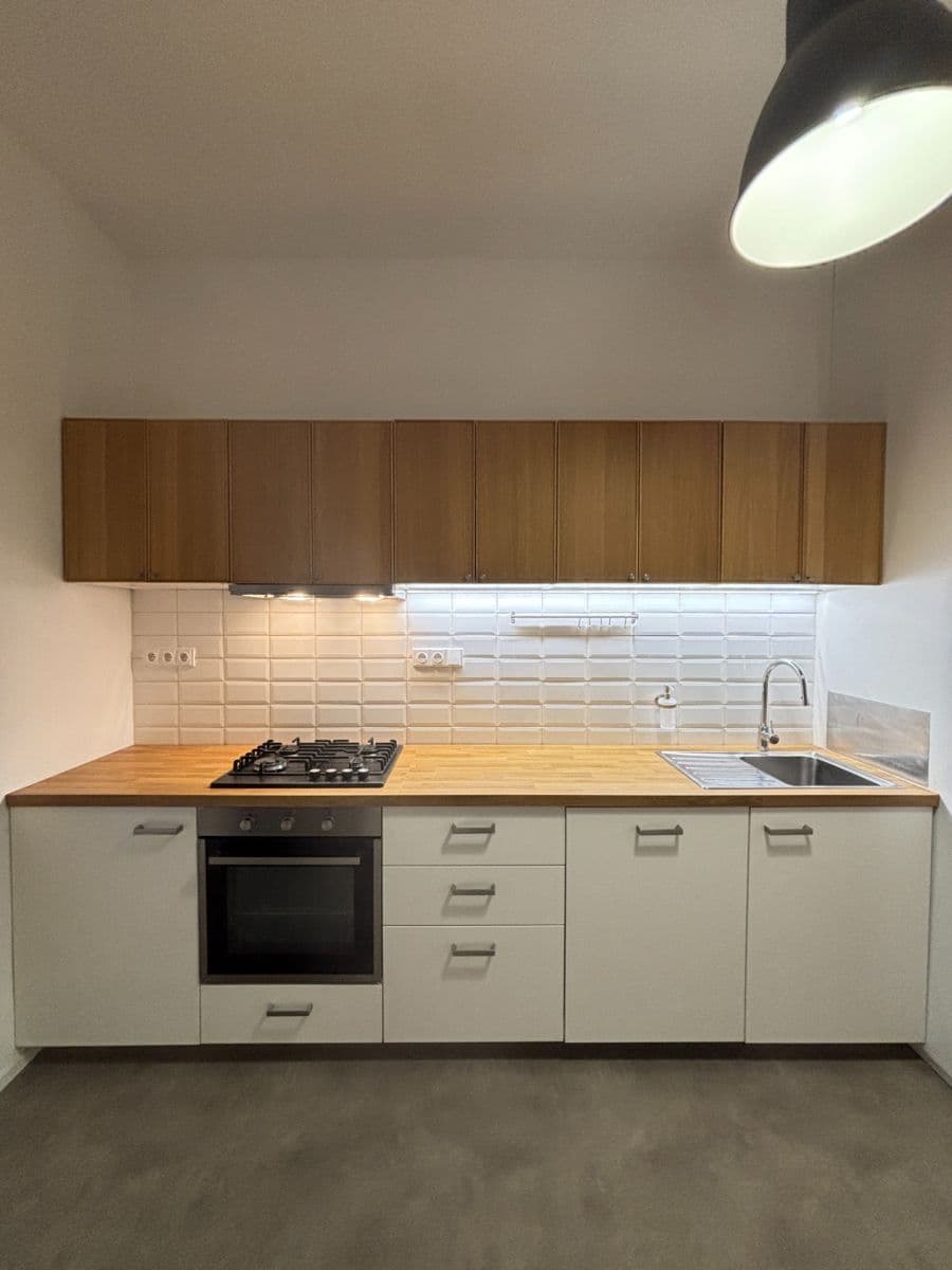 Prenájom bytu 2-izbový 68 m², Štefánikova, Brno, Jihomoravský kraj Prenájom bytu 2-izbový 68 m², Štefánikova, Brno, Jihomoravský kraj