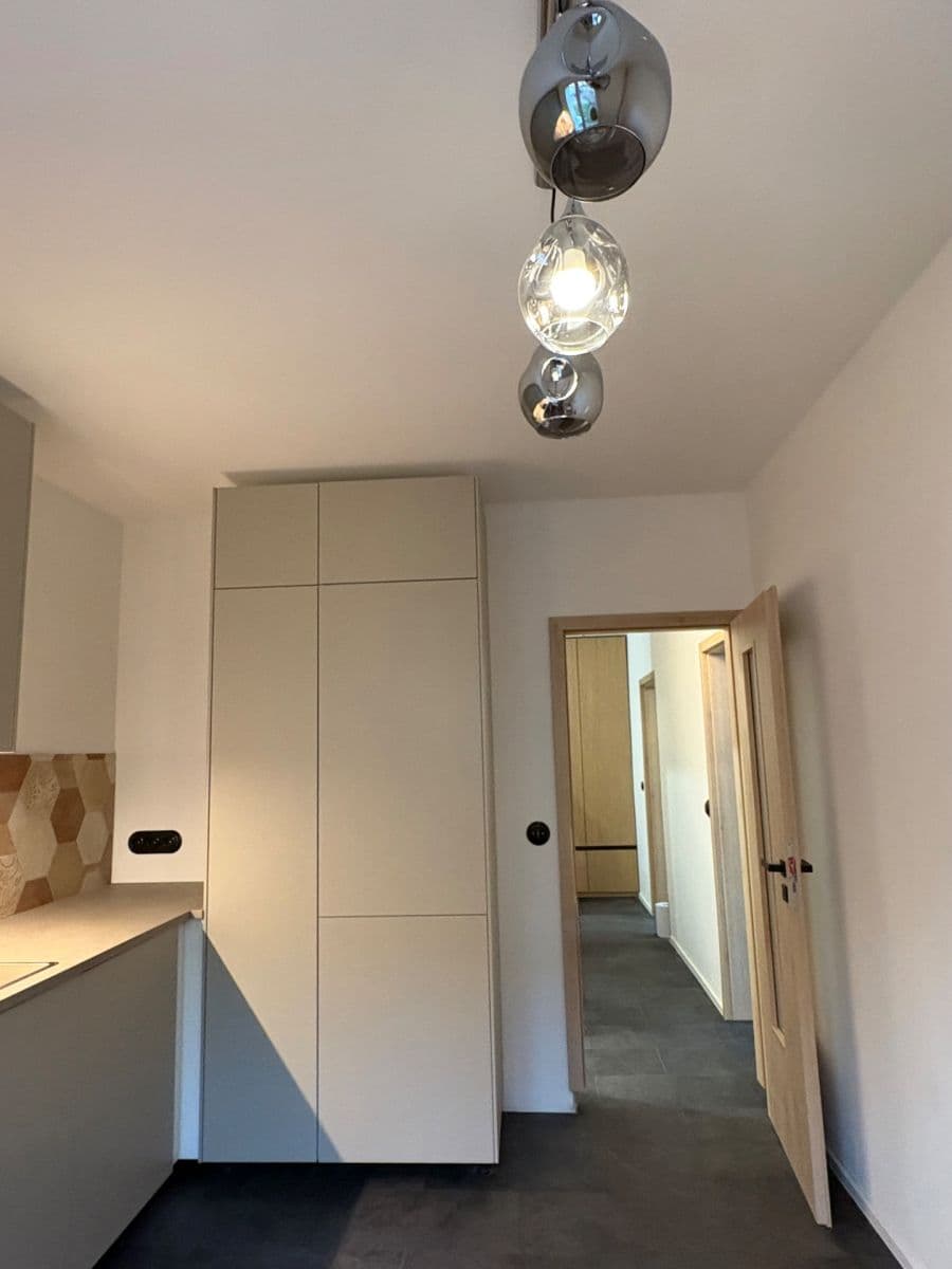 Prenájom bytu 2-izbový 55 m², Kremličkova, Praha, Praha Prenájom bytu 2-izbový 55 m², Kremličkova, Praha, Praha