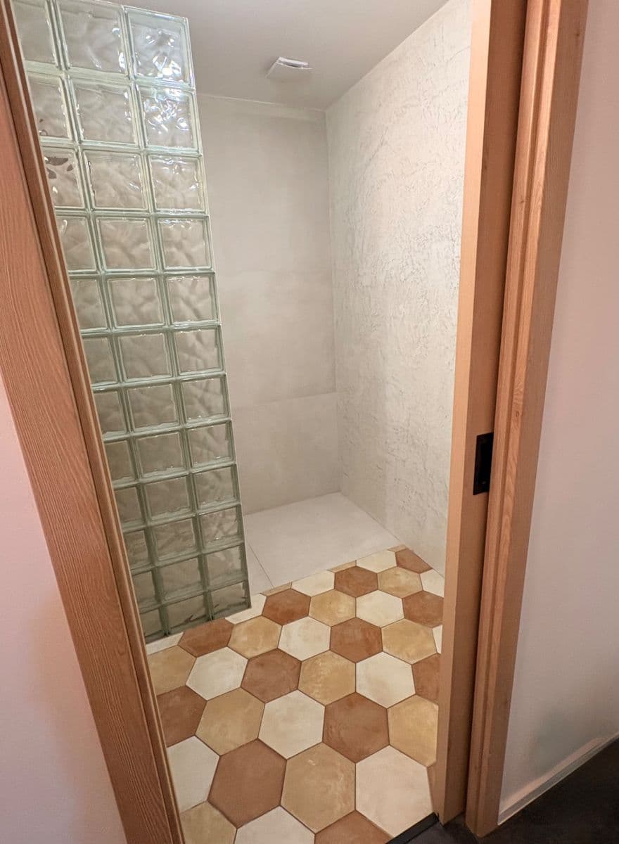 Prenájom bytu 2-izbový 55 m², Kremličkova, Praha, Praha Prenájom bytu 2-izbový 55 m², Kremličkova, Praha, Praha