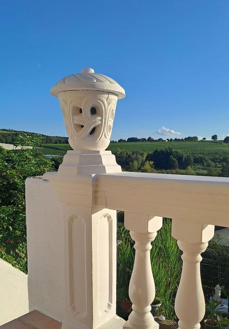 Predaj domu 211 m², pozemek 311 m², Freyburger Allee 16, Nierstein, Porýnie-Falcko Predaj domu 211 m², pozemek 311 m², Freyburger Allee 16, Nierstein, Porýnie-Falcko