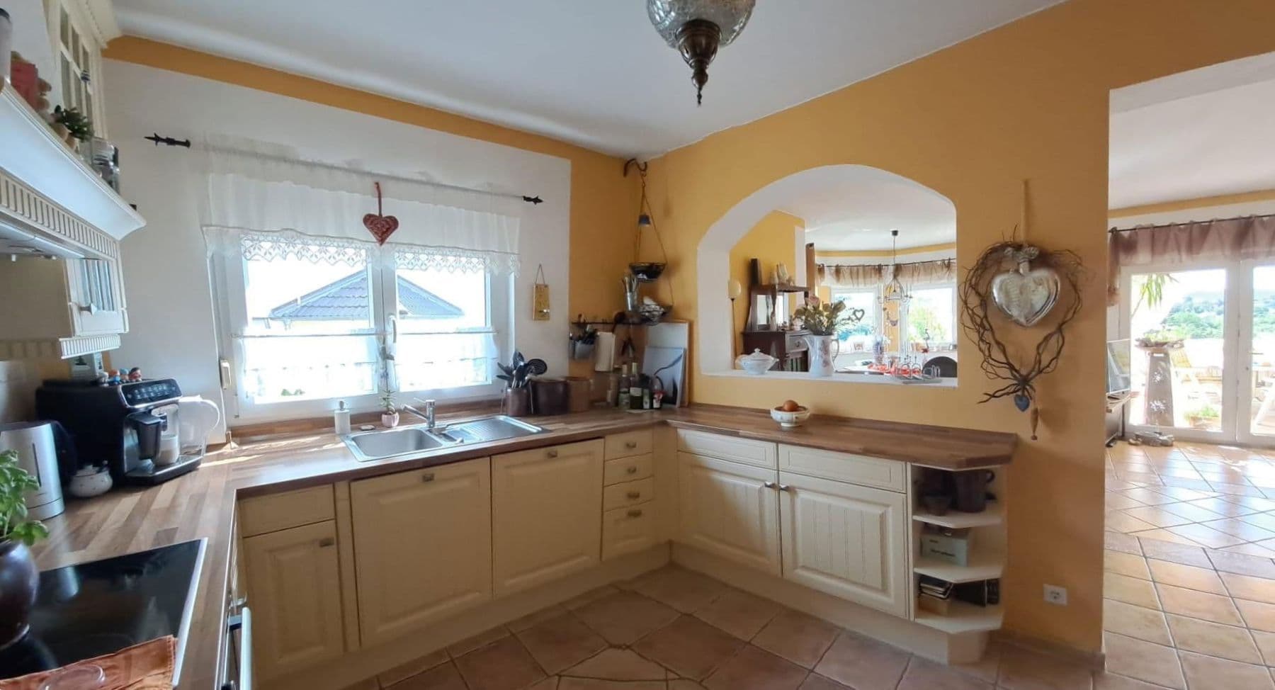 Predaj domu 211 m², pozemek 311 m², Freyburger Allee 16, Nierstein, Porýnie-Falcko Predaj domu 211 m², pozemek 311 m², Freyburger Allee 16, Nierstein, Porýnie-Falcko