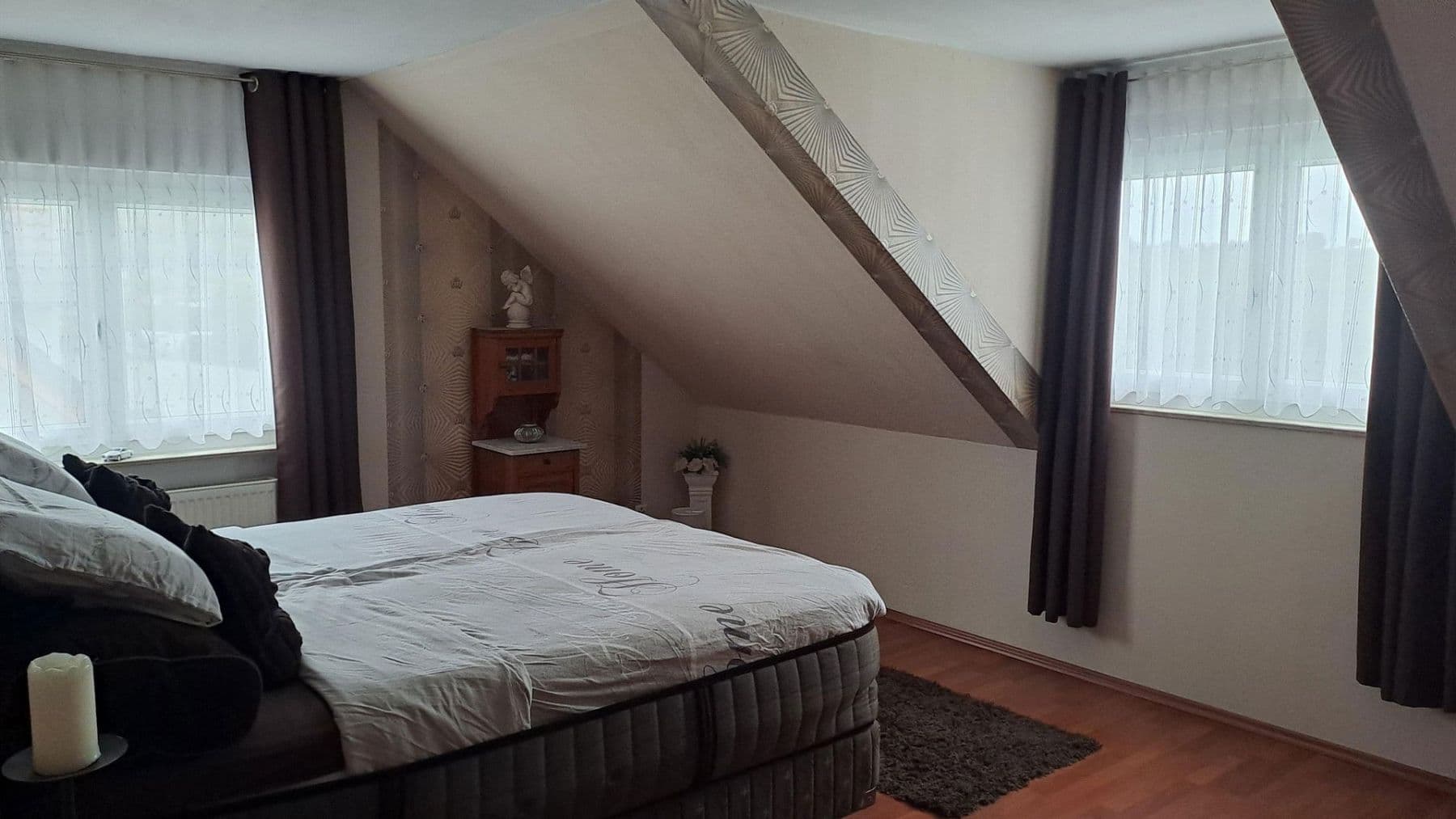 Predaj domu 211 m², pozemek 311 m², Freyburger Allee 16, Nierstein, Porýnie-Falcko Predaj domu 211 m², pozemek 311 m², Freyburger Allee 16, Nierstein, Porýnie-Falcko