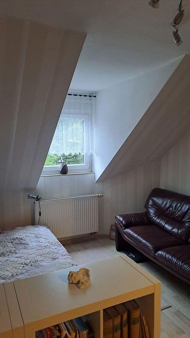 Predaj domu 211 m², pozemek 311 m², Freyburger Allee 16, Nierstein, Porýnie-Falcko Predaj domu 211 m², pozemek 311 m², Freyburger Allee 16, Nierstein, Porýnie-Falcko