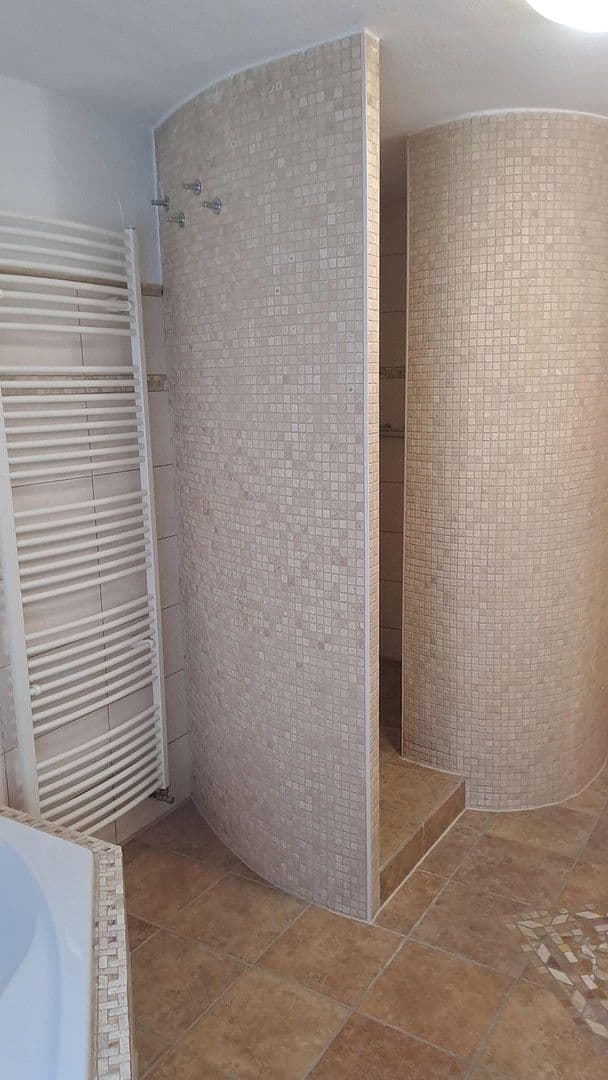 Predaj domu 211 m², pozemek 311 m², Freyburger Allee 16, Nierstein, Porýnie-Falcko Predaj domu 211 m², pozemek 311 m², Freyburger Allee 16, Nierstein, Porýnie-Falcko