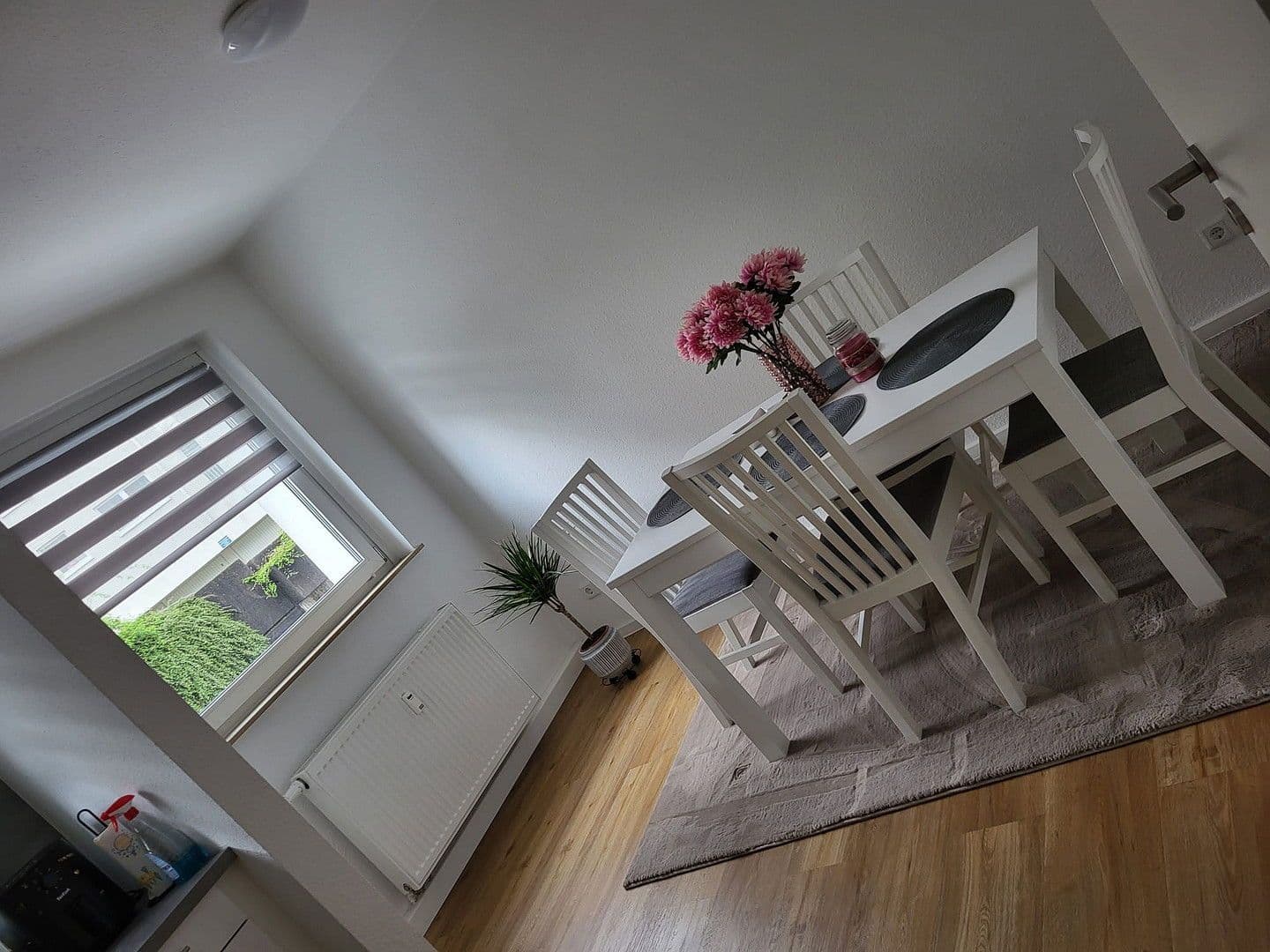 Prenájom bytu 2-izbový 60 m², Fischertal 34, Wuppertal, Severné Porýnie - Westfálsko Prenájom bytu 2-izbový 60 m², Fischertal 34, Wuppertal, Severné Porýnie - Westfálsko