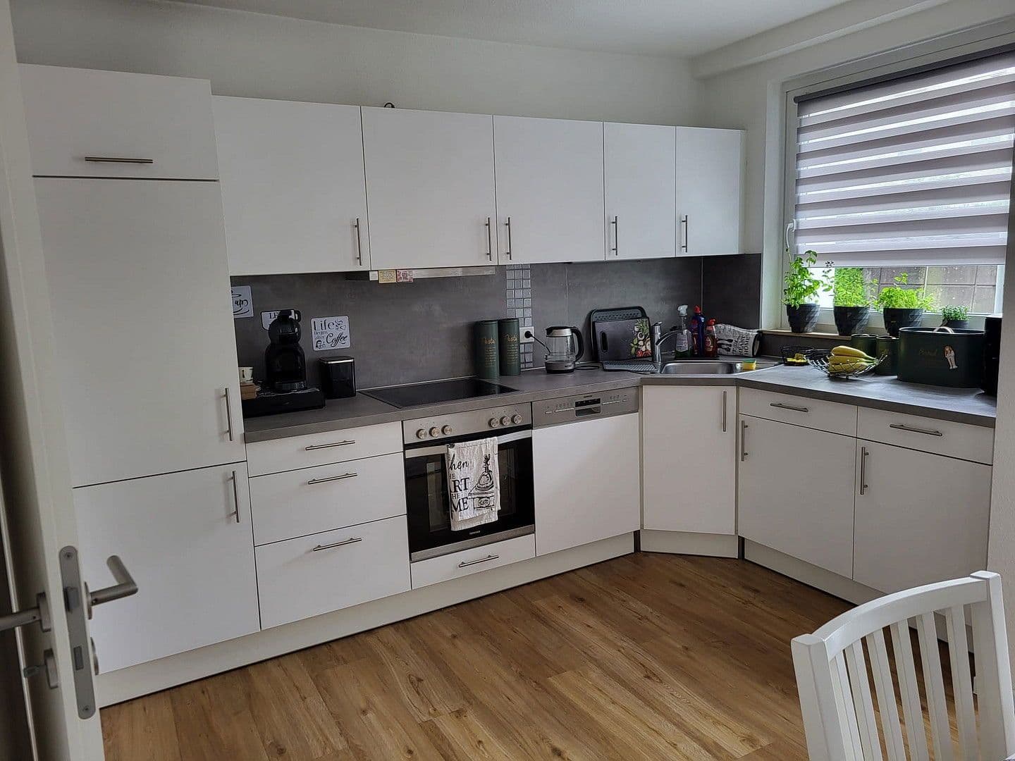 Prenájom bytu 2-izbový 60 m², Fischertal 34, Wuppertal, Severné Porýnie - Westfálsko Prenájom bytu 2-izbový 60 m², Fischertal 34, Wuppertal, Severné Porýnie - Westfálsko