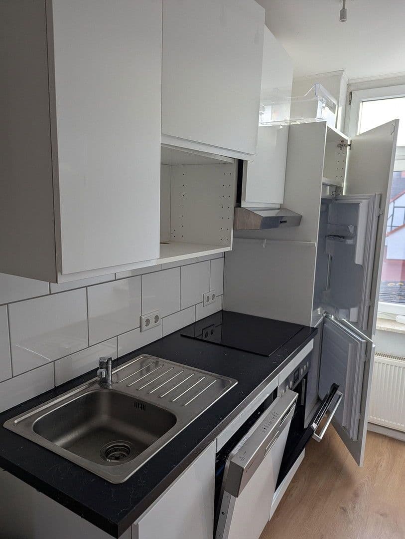 Prenájom bytu 2-izbový 37 m², Bischlebener Str. 1, Erfurt-Hochheim, Durínsko Prenájom bytu 2-izbový 37 m², Bischlebener Str. 1, Erfurt-Hochheim, Durínsko