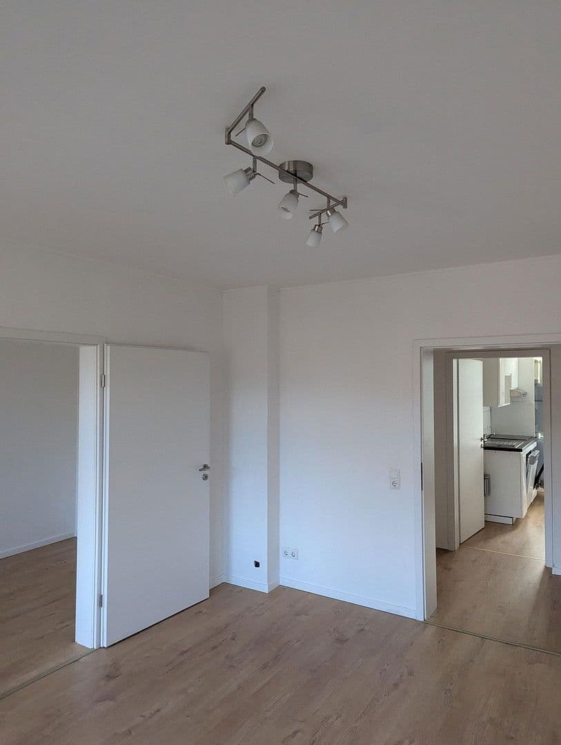 Prenájom bytu 2-izbový 37 m², Bischlebener Str. 1, Erfurt-Hochheim, Durínsko Prenájom bytu 2-izbový 37 m², Bischlebener Str. 1, Erfurt-Hochheim, Durínsko