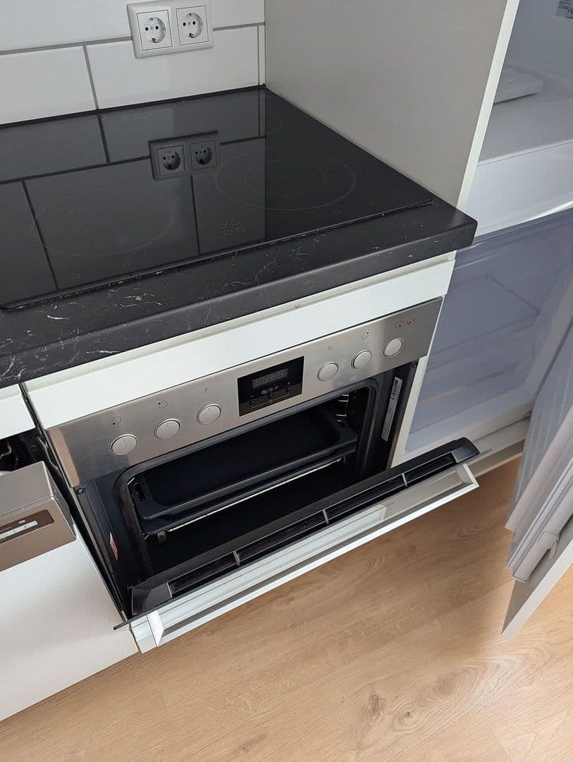 Prenájom bytu 2-izbový 37 m², Bischlebener Str. 1, Erfurt-Hochheim, Durínsko Prenájom bytu 2-izbový 37 m², Bischlebener Str. 1, Erfurt-Hochheim, Durínsko