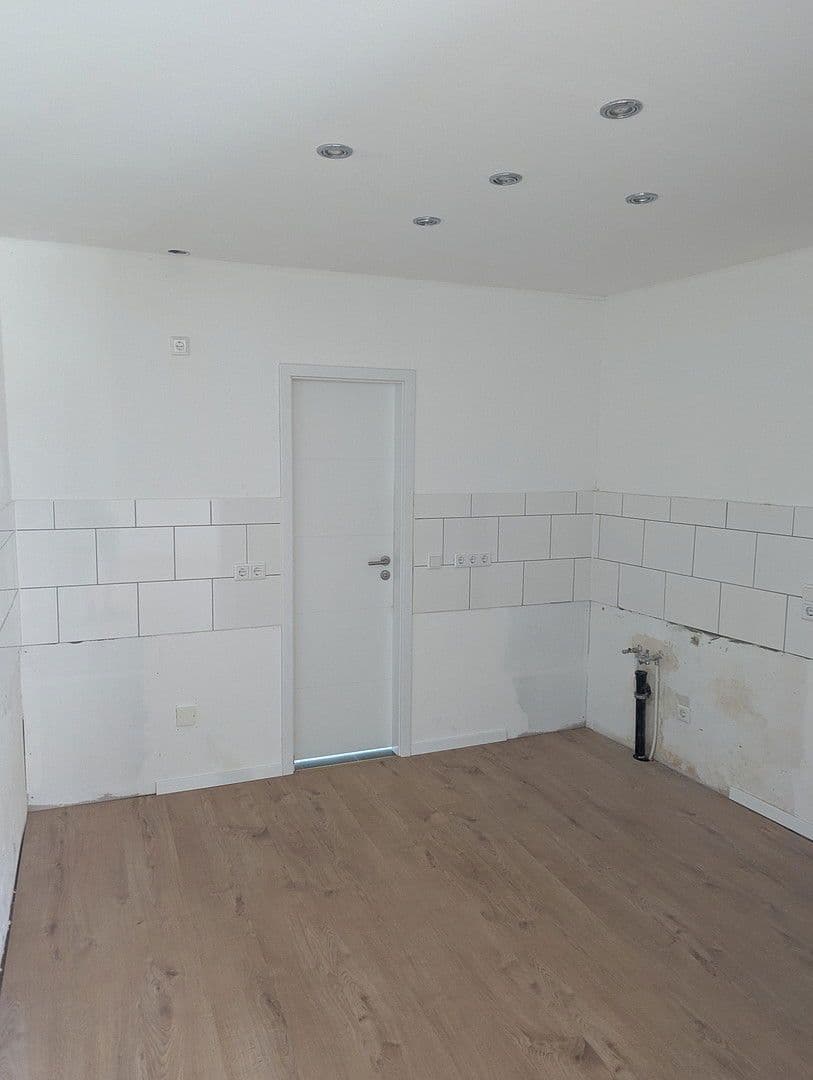 Prenájom bytu 2-izbový 49 m², Bischlebener Str. 1, Erfurt-Hochheim, Durínsko Prenájom bytu 2-izbový 49 m², Bischlebener Str. 1, Erfurt-Hochheim, Durínsko