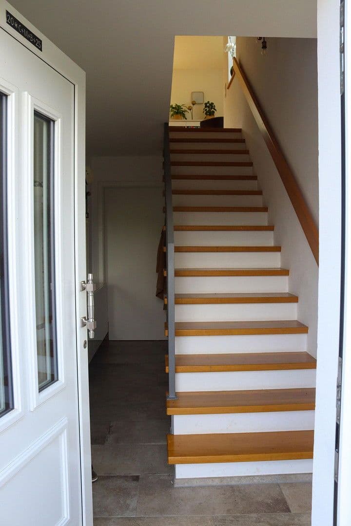 Predaj domu 152 m², pozemek 377 m², Untere Ebenung 12, Mömbris, Bavorsko Predaj domu 152 m², pozemek 377 m², Untere Ebenung 12, Mömbris, Bavorsko